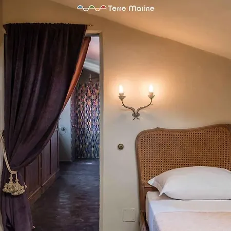 Le Secret, Terremarine Apartment *